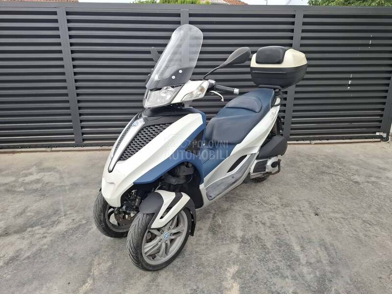Piaggio MP3