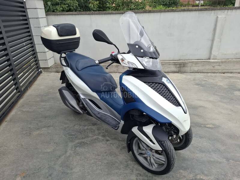 Piaggio MP3
