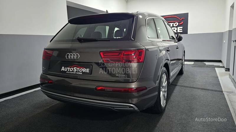 Audi Q7 E Trone