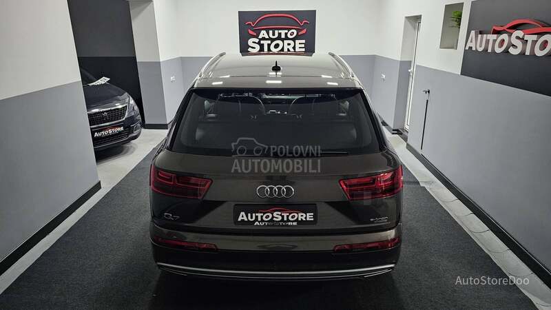 Audi Q7 E Trone