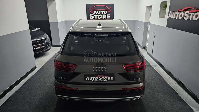 Audi Q7 E Trone