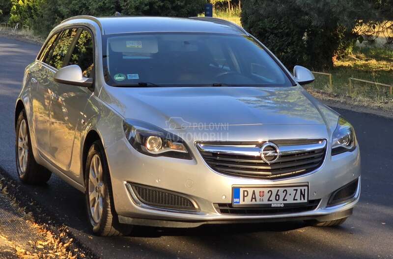 Opel Insignia 1.6