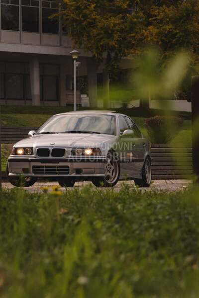 BMW 320 320i