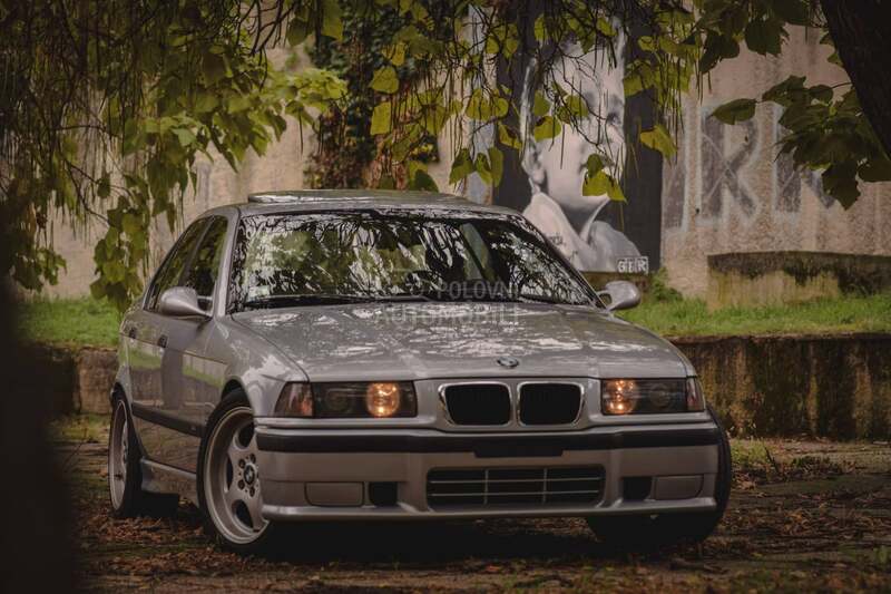 BMW 320 320i