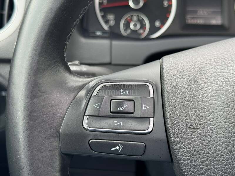 Volkswagen Tiguan 183.233 / PANO