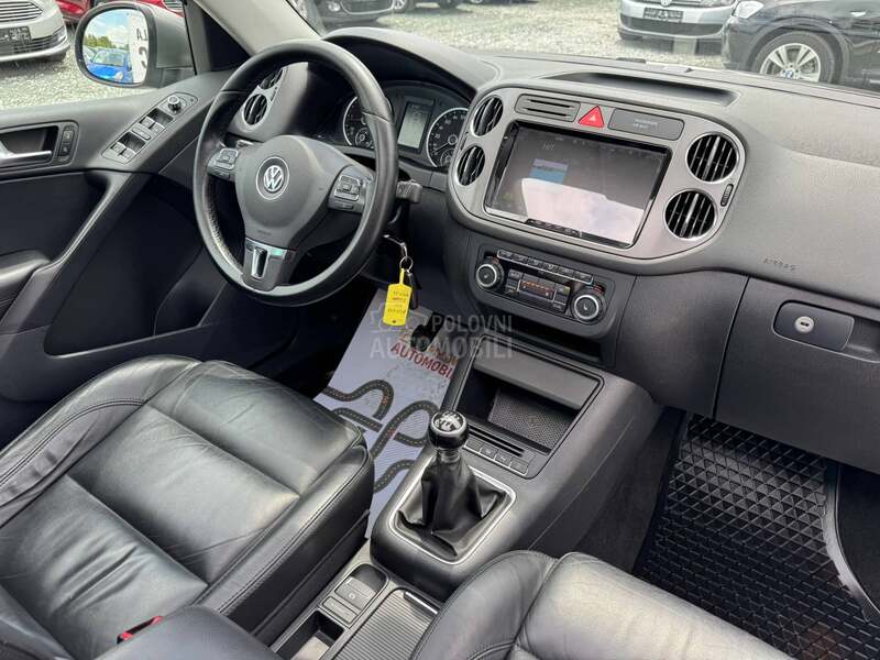 Volkswagen Tiguan 183.233 / PANO