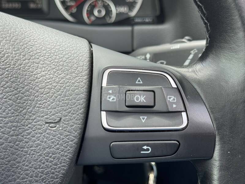 Volkswagen Tiguan 183.233 / PANO