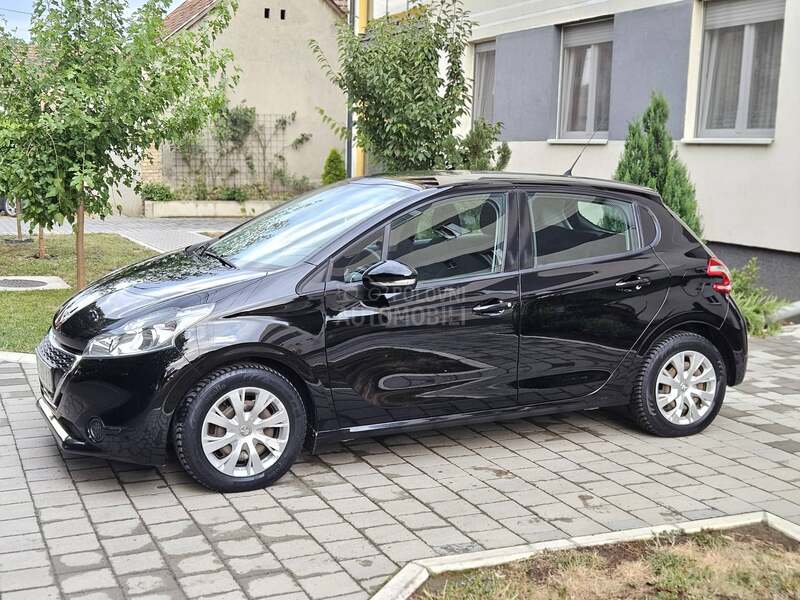 Peugeot 208 1.4HDI
