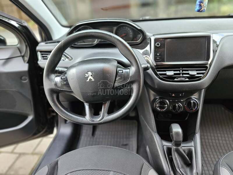 Peugeot 208 1.4HDI