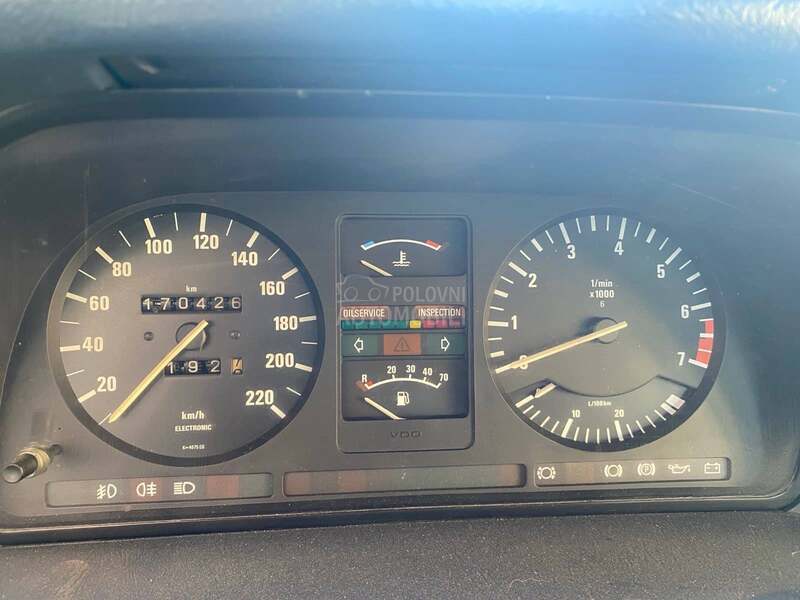 BMW 524 e28