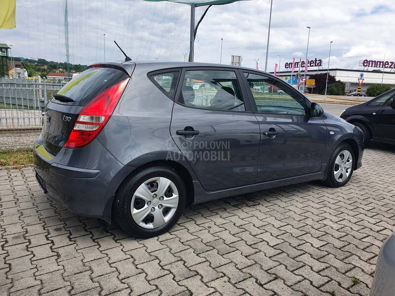 Hyundai i30 1.4b CH/0DLIČAN