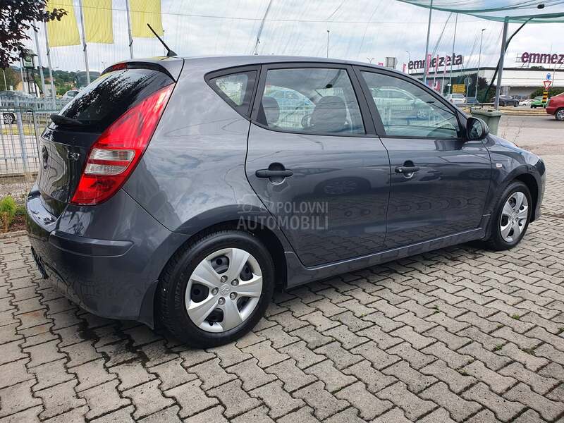 Hyundai i30 1.4b CH/0DLIČAN