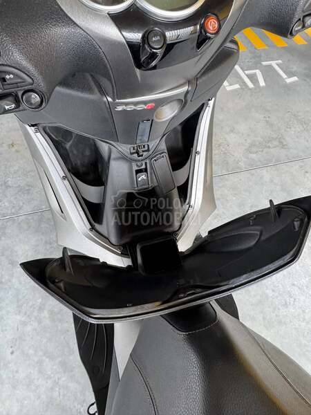 Piaggio Beverly