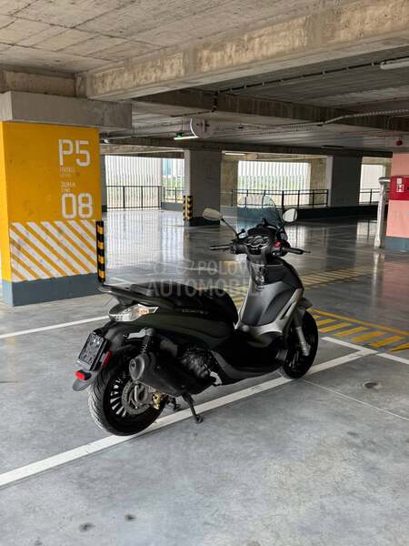 Piaggio Beverly