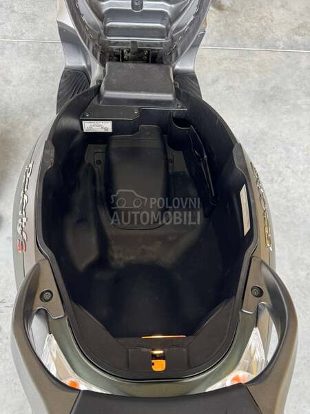 Piaggio Beverly