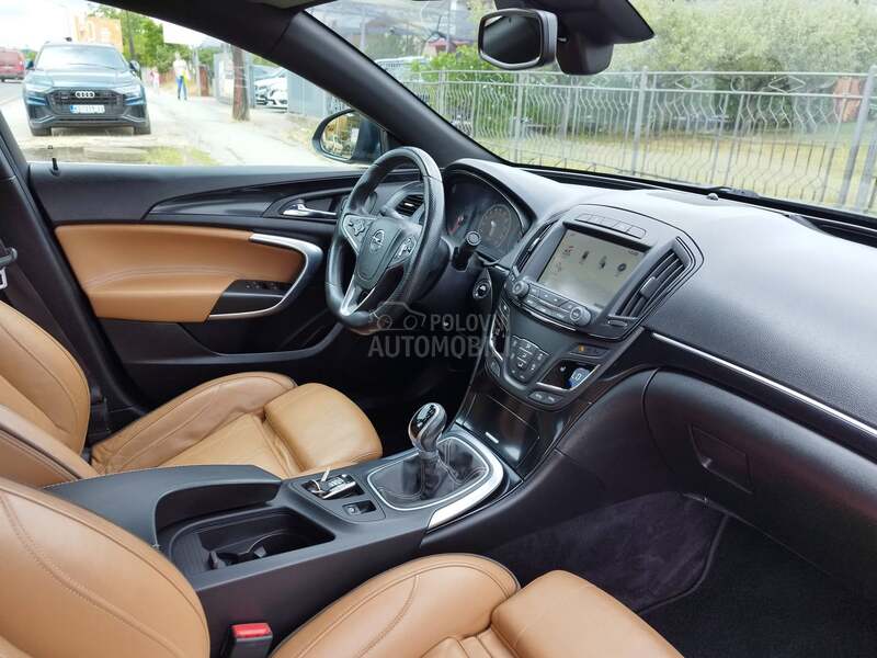 Opel Insignia 2.0 CDTI