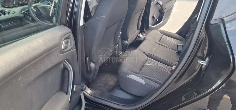 Peugeot 208 1.6 e-Hdi
