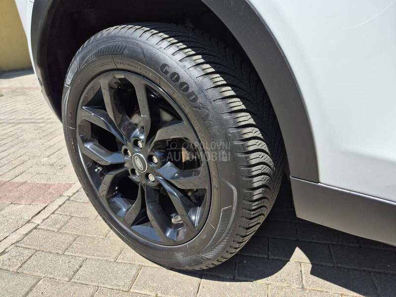 Land Rover Discovery Sport 2.0 TD4 AWD