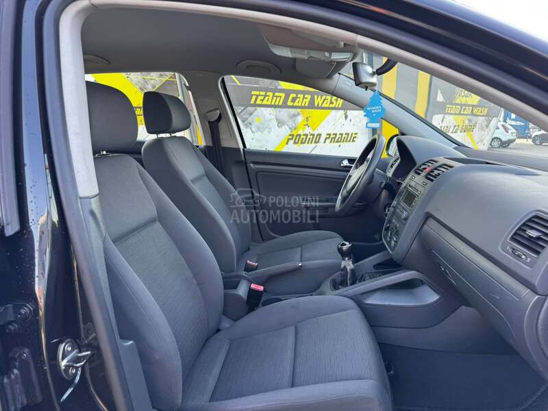 Volkswagen Golf 5 