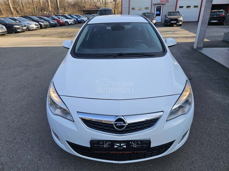 Opel Astra J K A O  N O V A