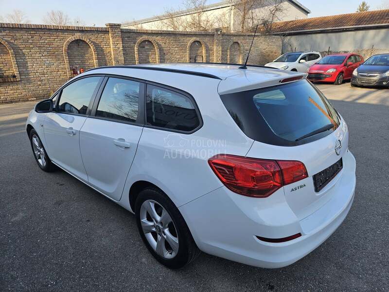Opel Astra J K A O  N O V A