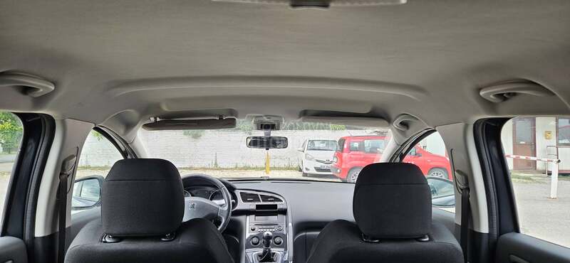 Peugeot 3008 1.6B
