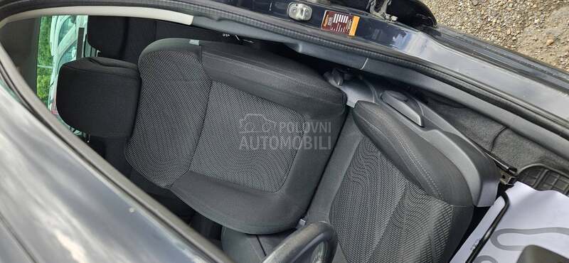 Peugeot 3008 1.6B