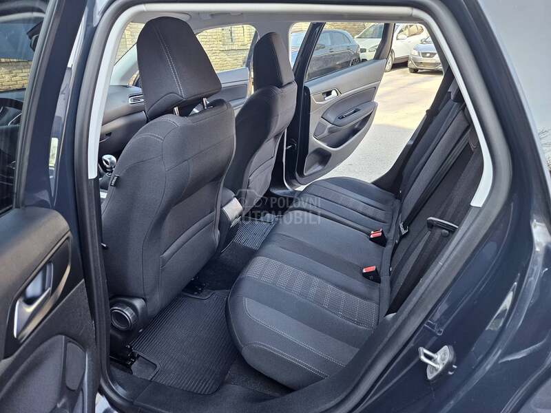 Peugeot 308 F U L L  133HK