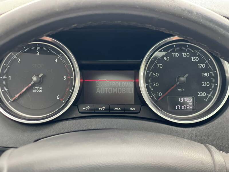 Peugeot 508 P A N O