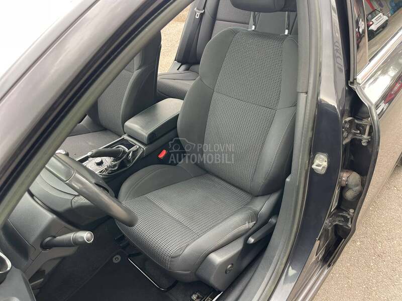 Peugeot 508 P A N O