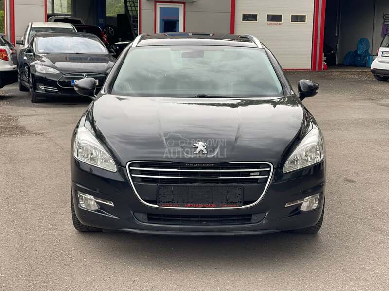 Peugeot 508 P A N O