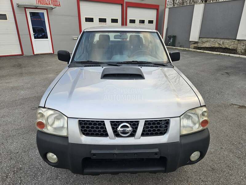 Nissan Navara NP300 K L I M A