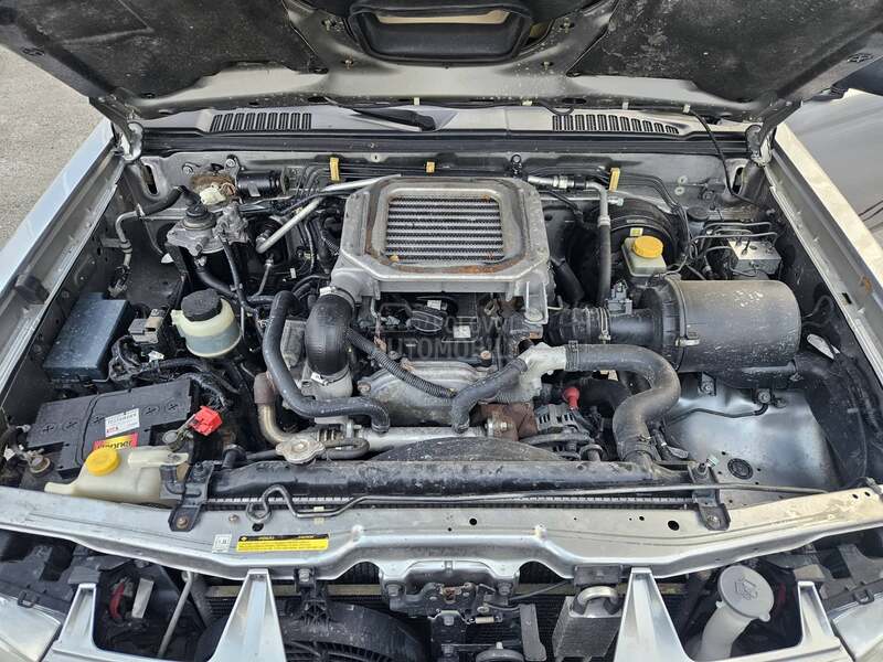 Nissan Navara NP300 K L I M A
