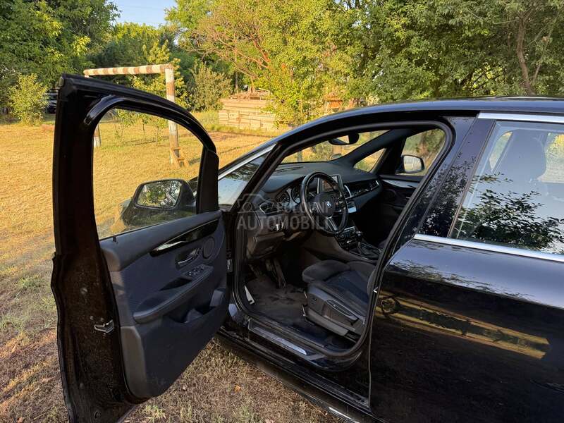 BMW 216 216d M paket
