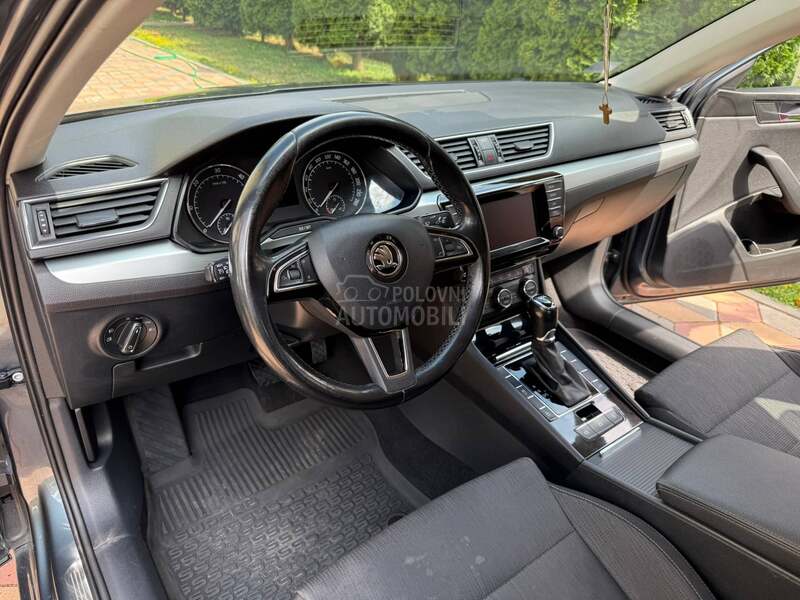 Škoda Superb 2.0 TDI DSG