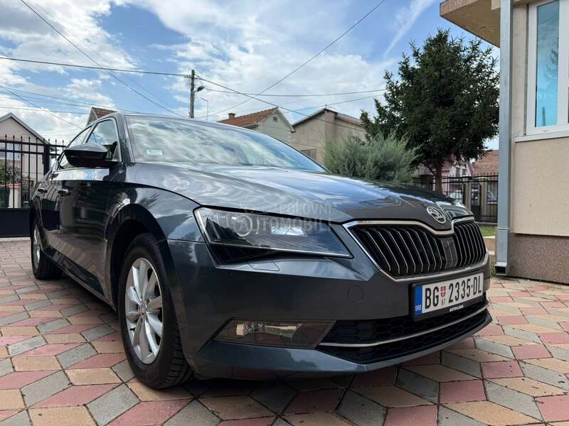 Škoda Superb 2.0 TDI DSG