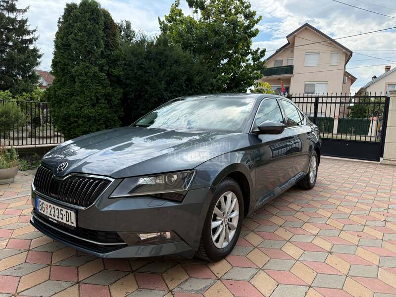 Škoda Superb 2.0 TDI DSG