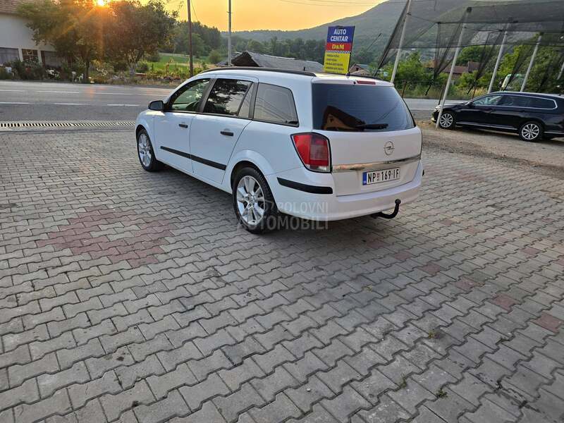 Opel Astra H 