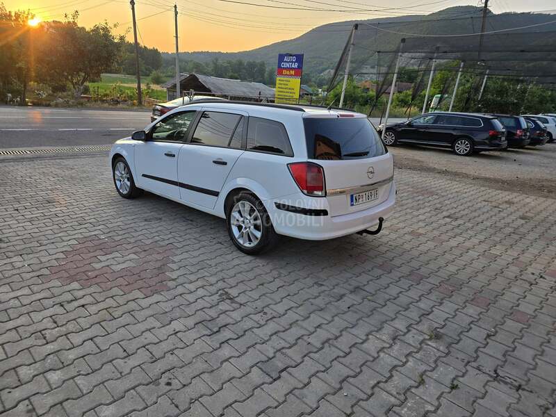 Opel Astra H 