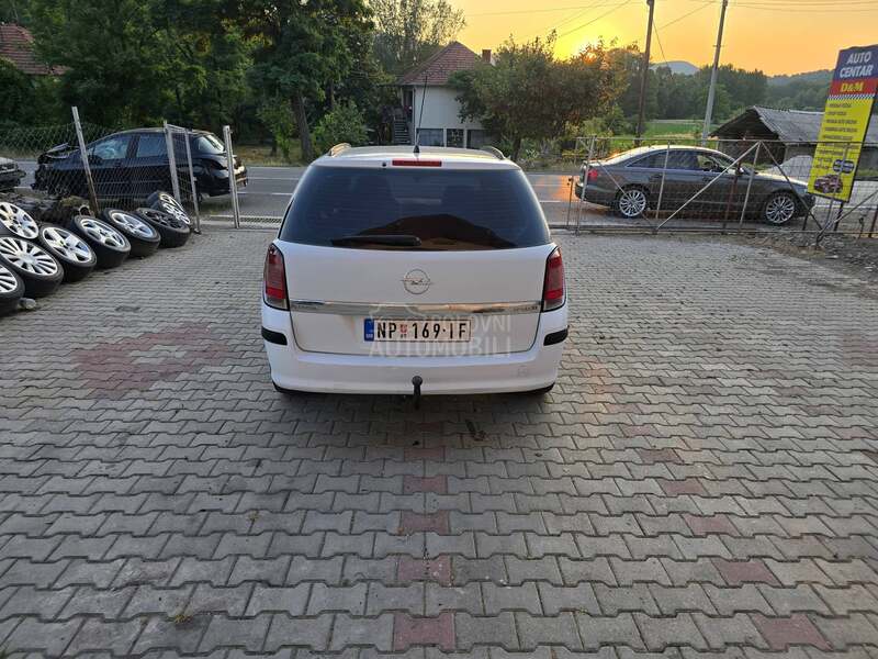 Opel Astra H 
