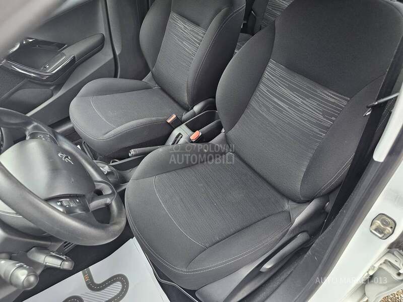 Peugeot 208 1.5 hdi