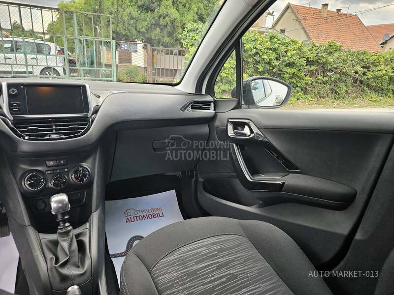 Peugeot 208 1.5 hdi