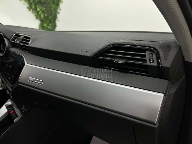 Audi Q3 2.0 TDI BUSINESS AUT