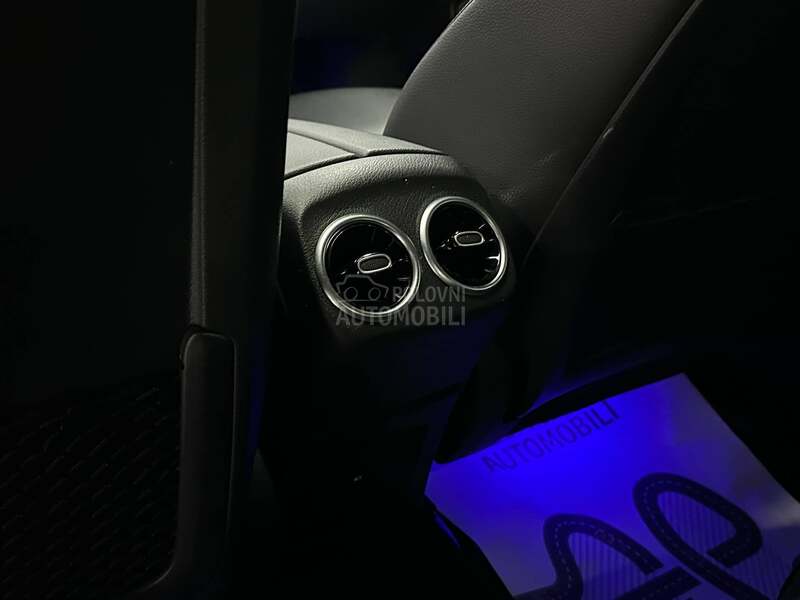 Mercedes Benz CLA 180 CDI  PAN AMB AUT