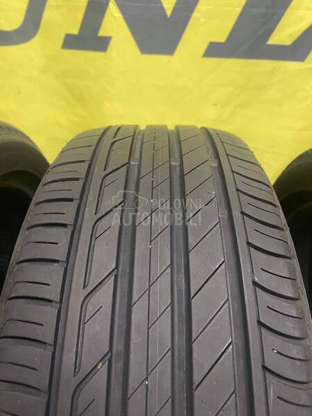 Bridgestone 215/50 R18 Letnja