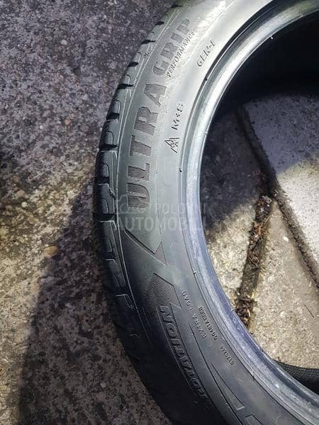 Goodyear 255/50 R19 Zimska