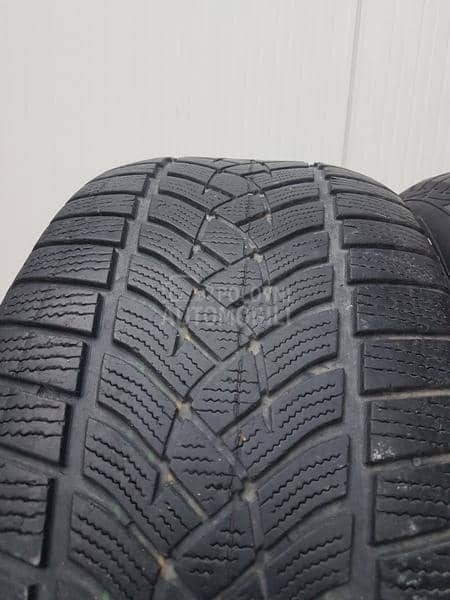 Goodyear 255/50 R19 Zimska