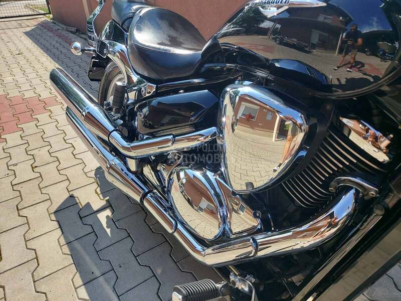 Suzuki M 800 Intruder