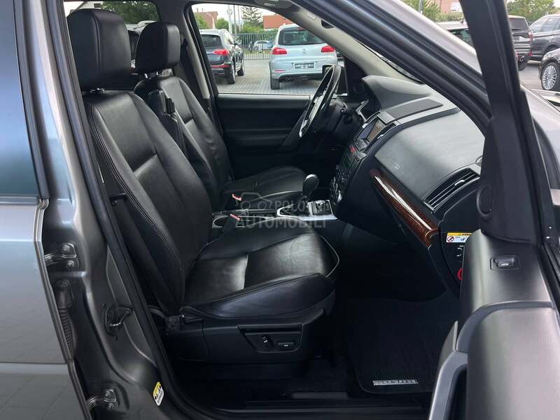 Land Rover Freelander 2.2 TD4 4x4 CH