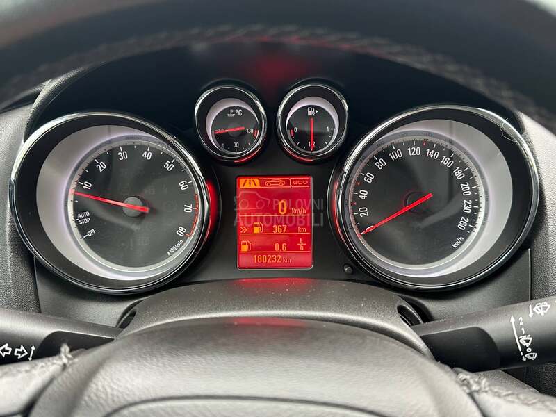Opel Astra J 1.7CDTI ESSENCIA